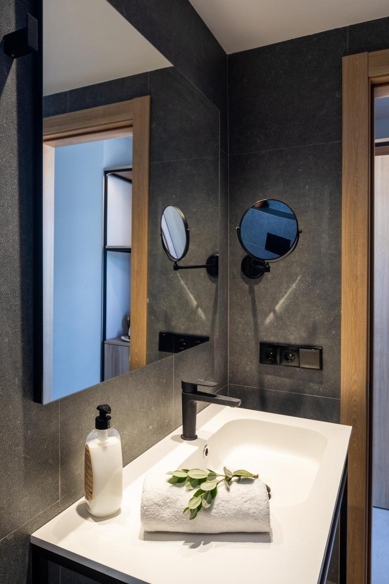 Aparthotel Casita Blanca - Adults Only 샌안토니오 외부 사진