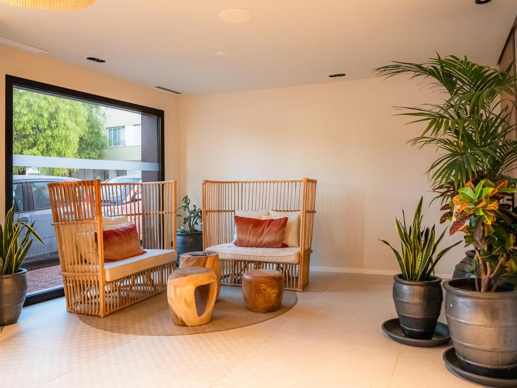 Aparthotel Casita Blanca - Adults Only 샌안토니오 외부 사진