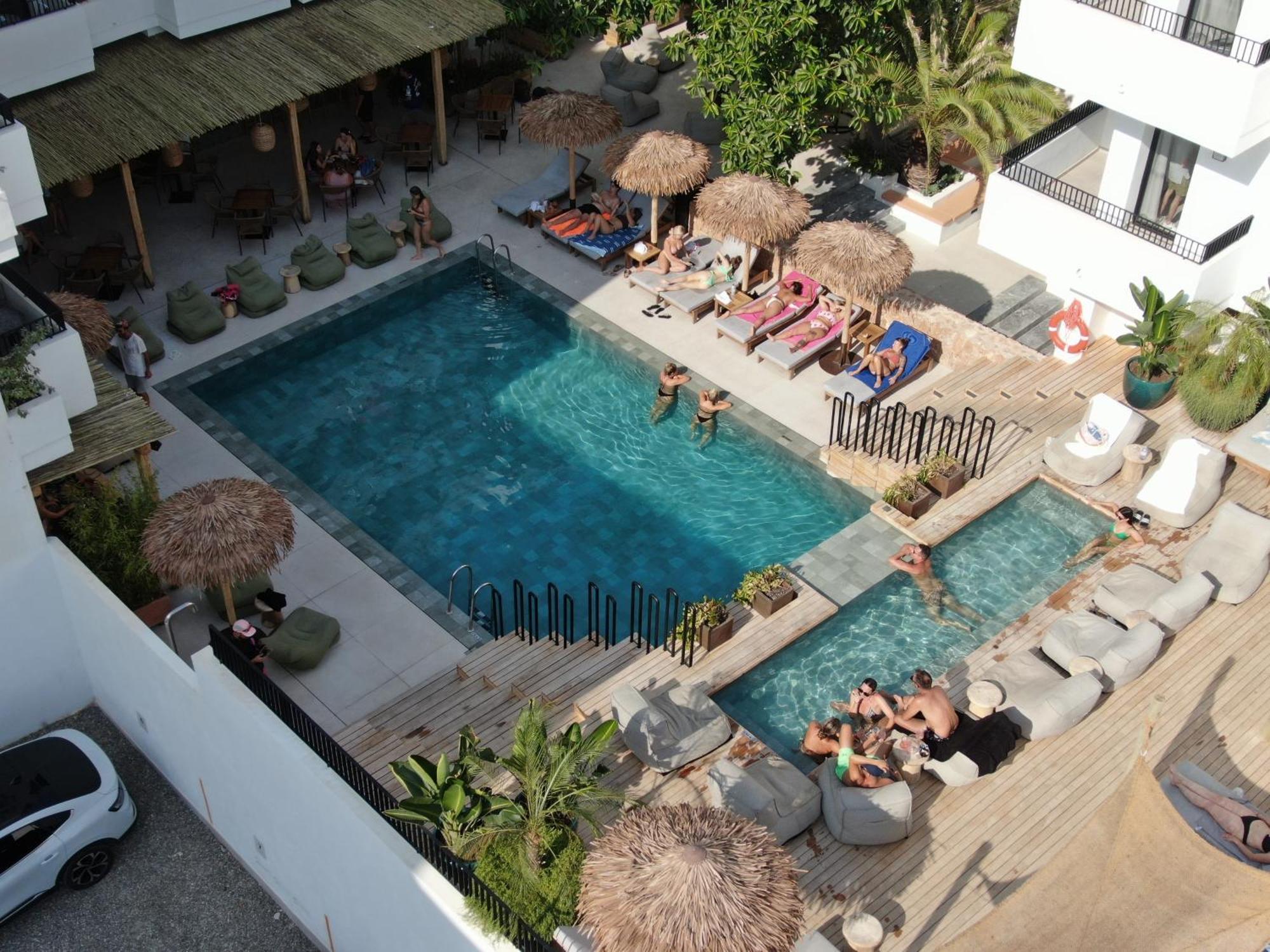 Aparthotel Casita Blanca - Adults Only 샌안토니오 외부 사진