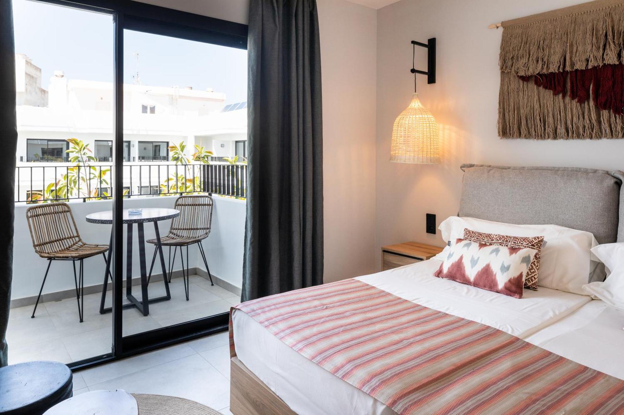 Aparthotel Casita Blanca - Adults Only 샌안토니오 외부 사진